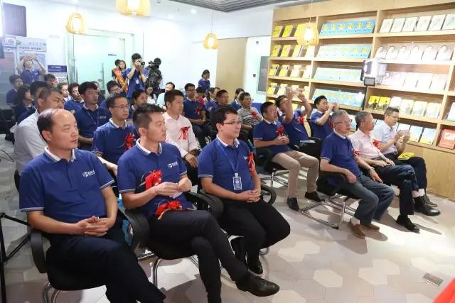 領(lǐng)導(dǎo) 領(lǐng)導(dǎo)