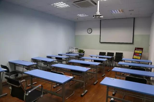 徐家匯校區(qū)環(huán)境 徐家匯校區(qū)環(huán)境